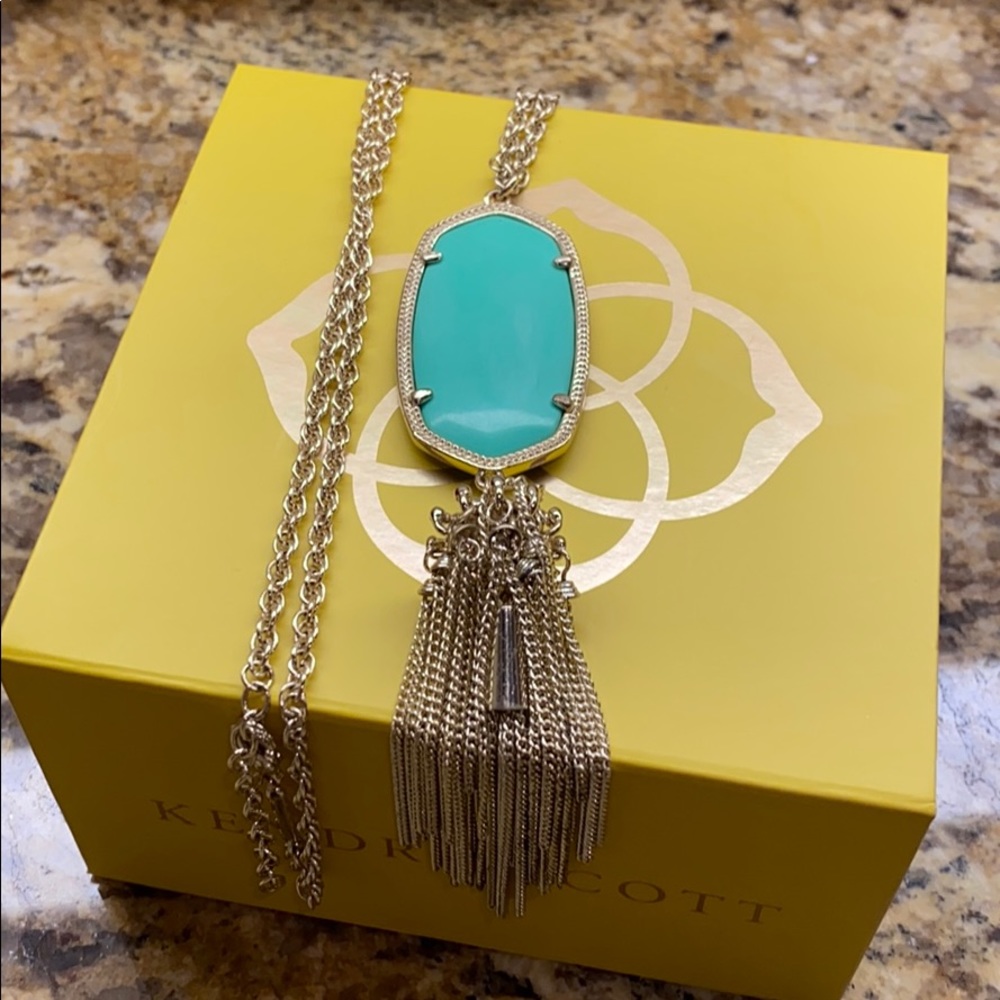 Kendra Scott long necklace